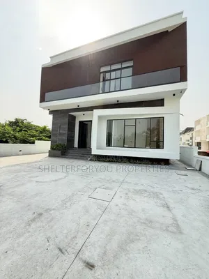 5bdrm Duplex in Ikota for sale