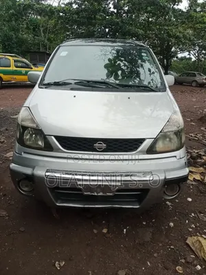 Nissan Serena 2001 Silver
