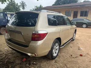 Toyota Highlander Limited 2008 Gold