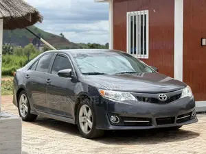 Toyota Camry 2013 Gray