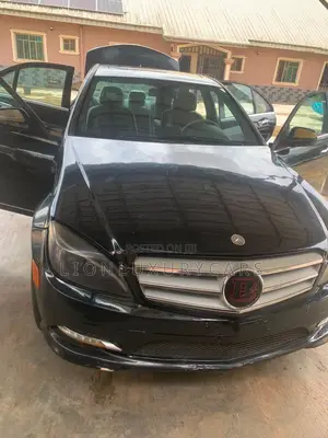 Mercedes-Benz C300 2008 Black