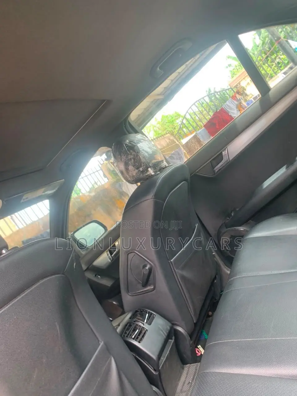 Mercedes-Benz C300 2008 Black