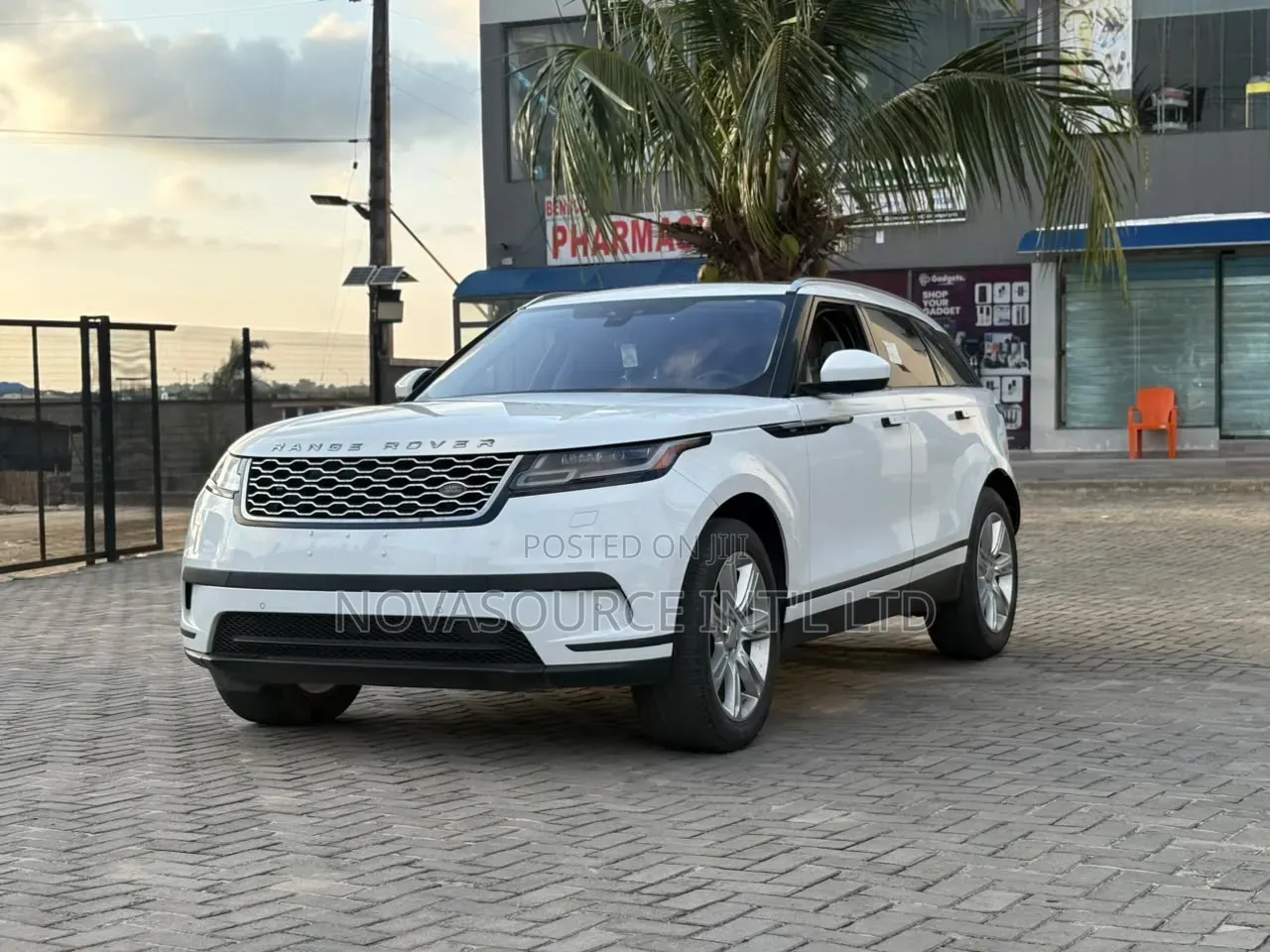Rover Land 2019 White