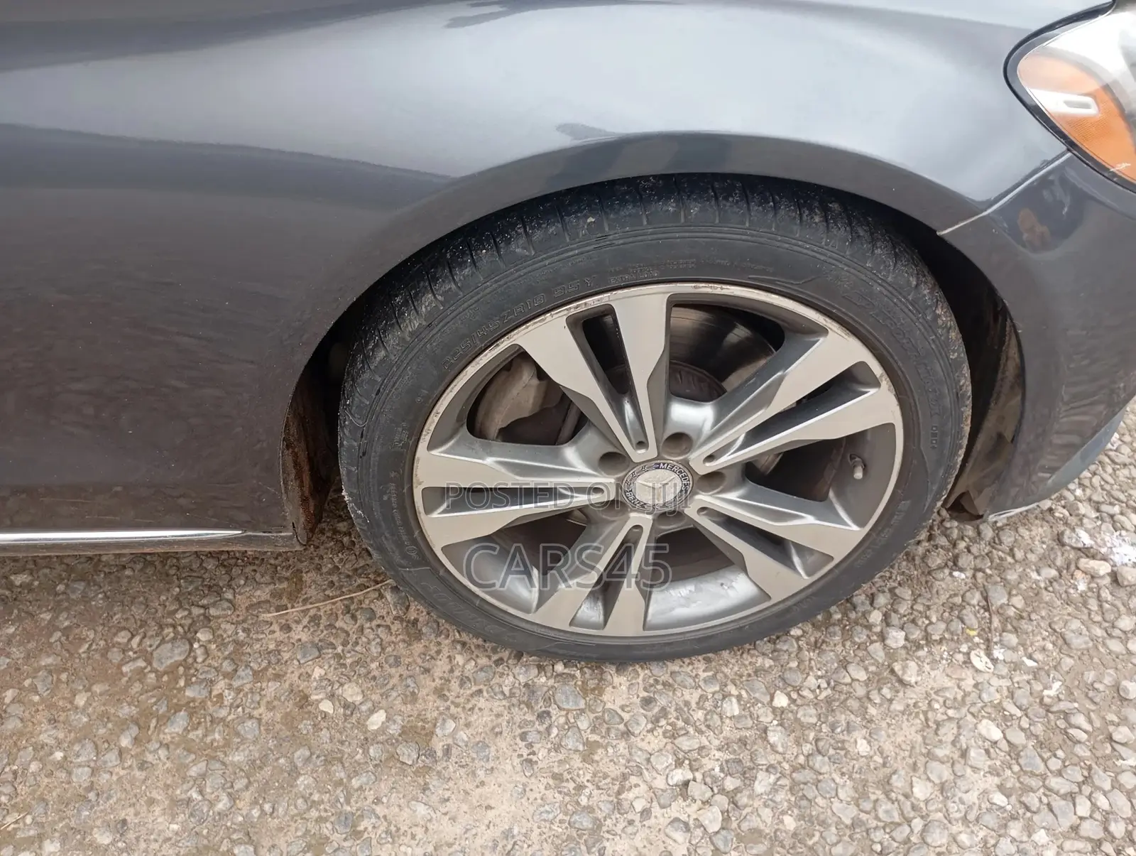 Mercedes-Benz C300 2016 Gray