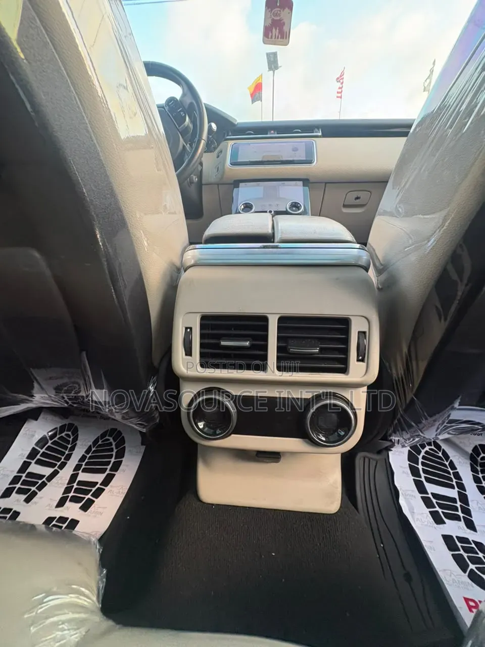 Rover Land 2019 White