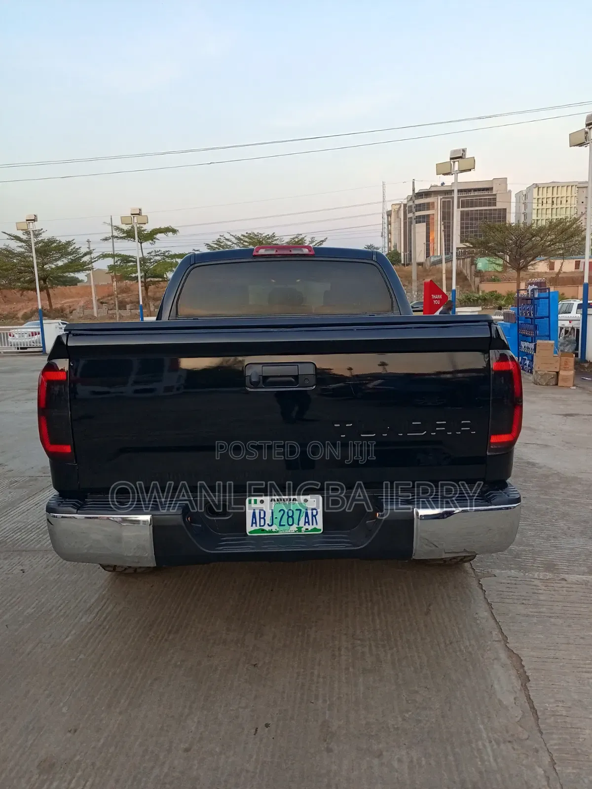 Toyota Tundra 2017 Black