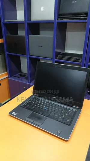 Laptop Dell Latitude E7440 8GB Intel Core i5 SSD 128GB