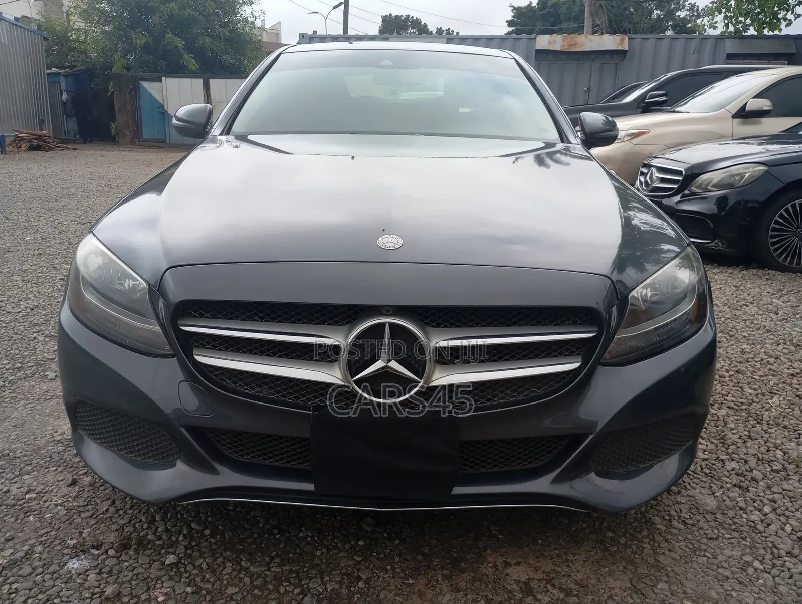 Mercedes-Benz C300 2016 Gray