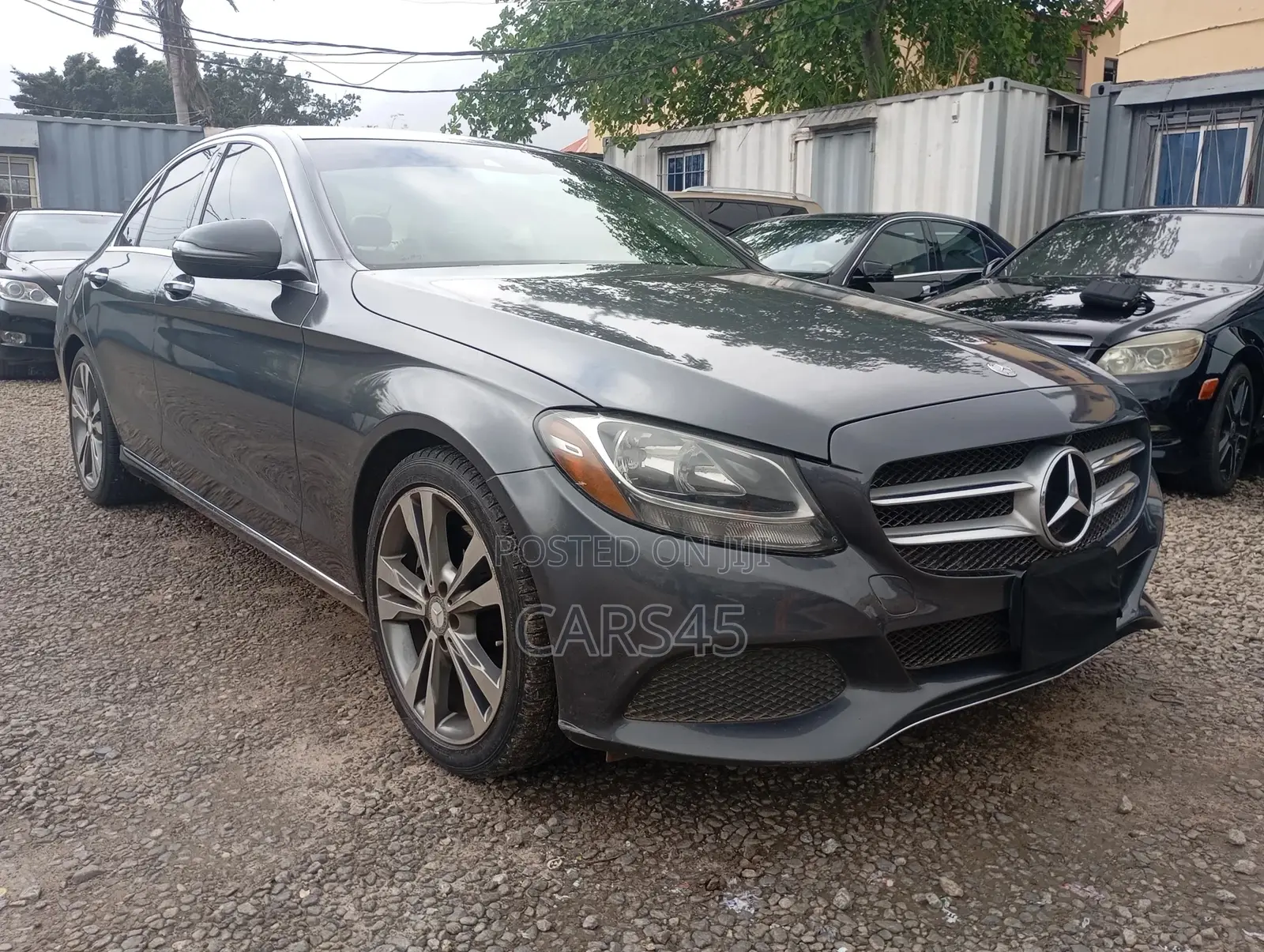 Mercedes-Benz C300 2016 Gray
