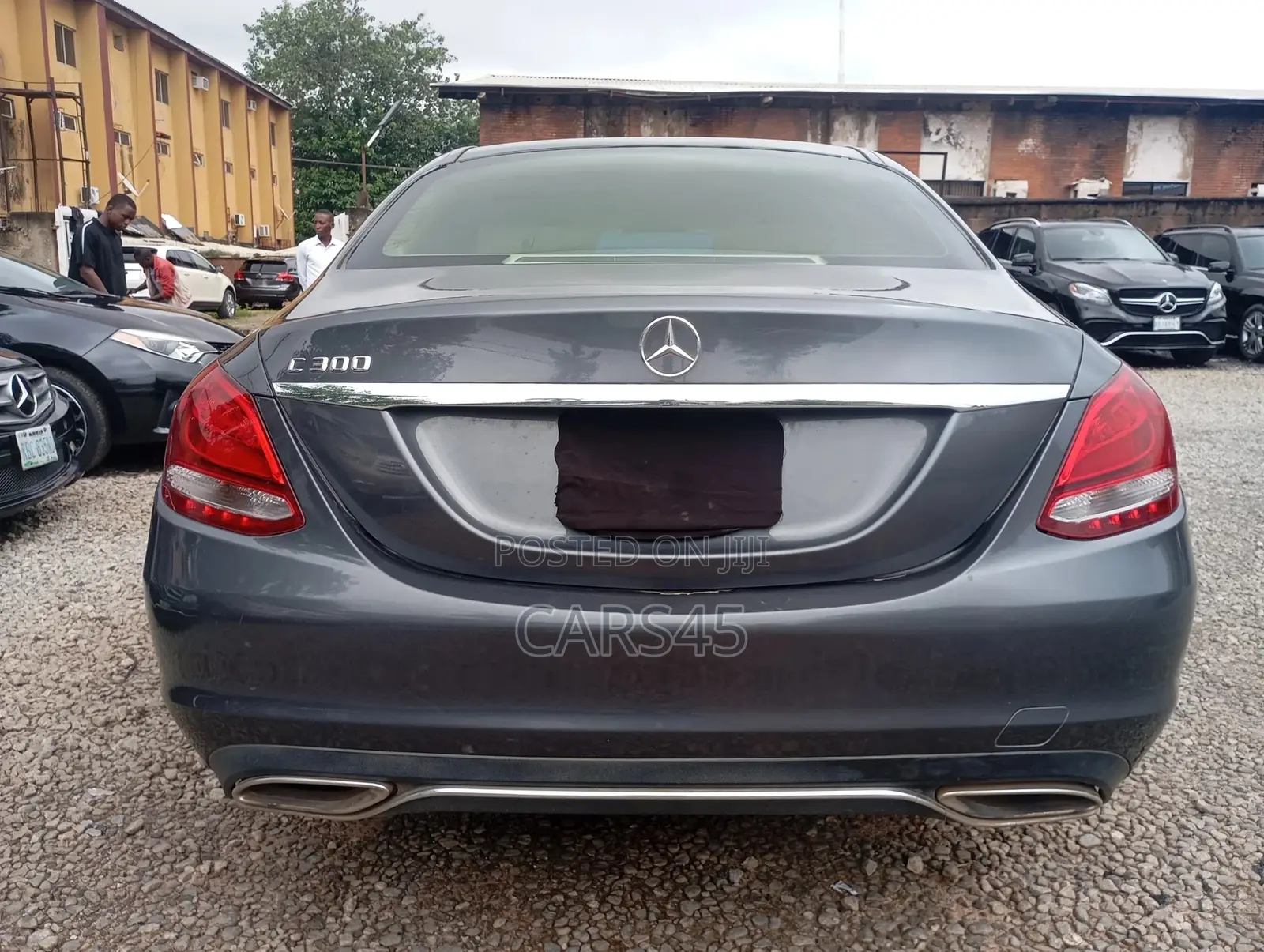 Mercedes-Benz C300 2016 Gray