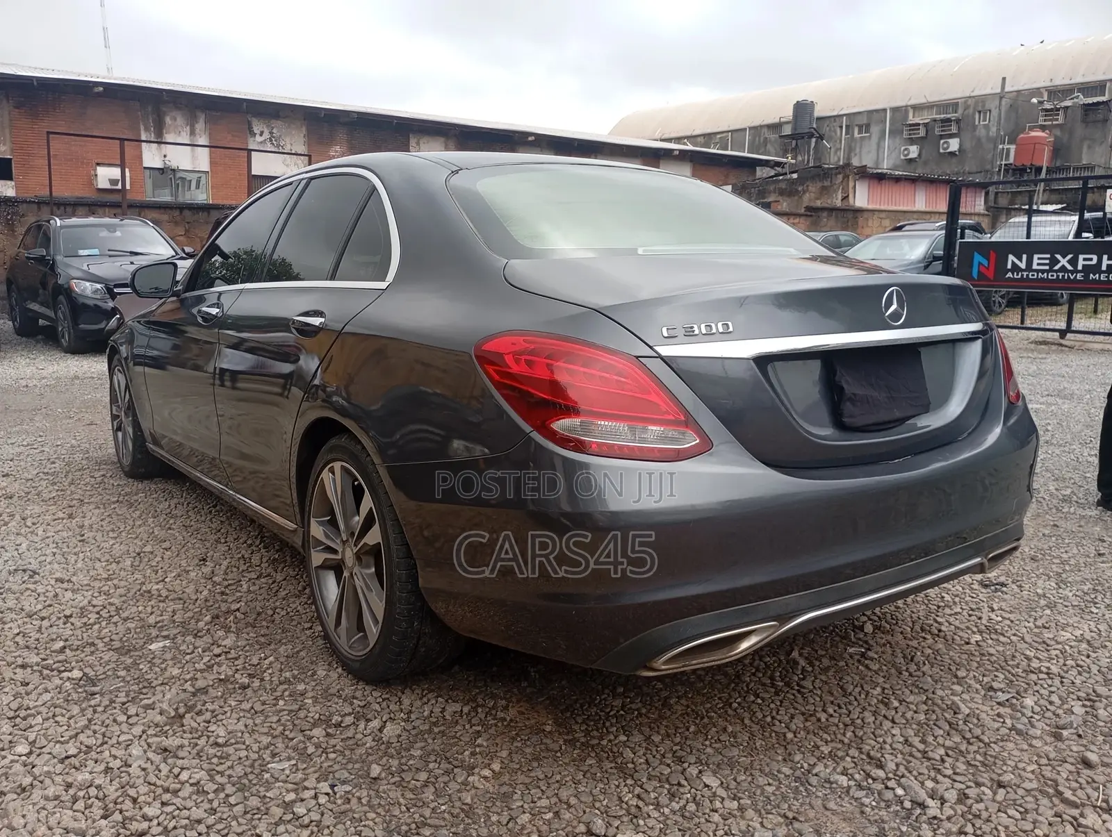 Mercedes-Benz C300 2016 Gray