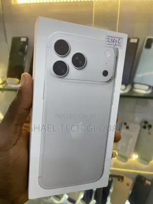 New Apple iPhone 18 Pro Max 256 GB White