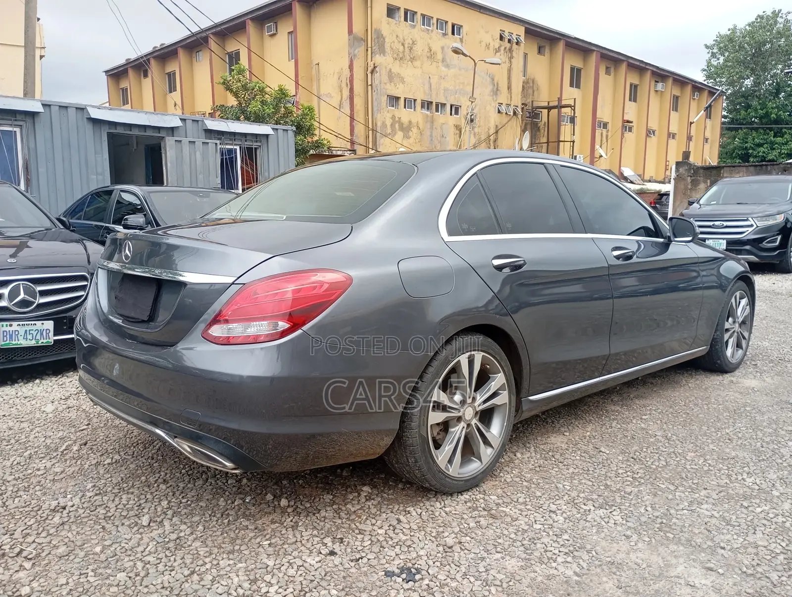 Mercedes-Benz C300 2016 Gray