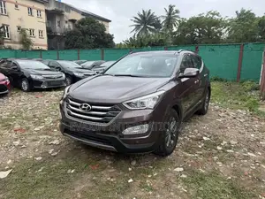 Hyundai Santa Fe 2015 Brown