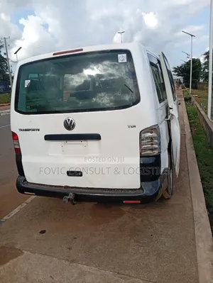 Volkswagen Transporter 2005 White