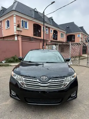 Toyota Venza XLE 2011 Black