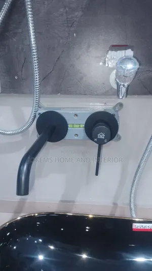 Black Condict Basin Mixer