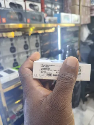 New Samsung Galaxy A57 128 GB Black