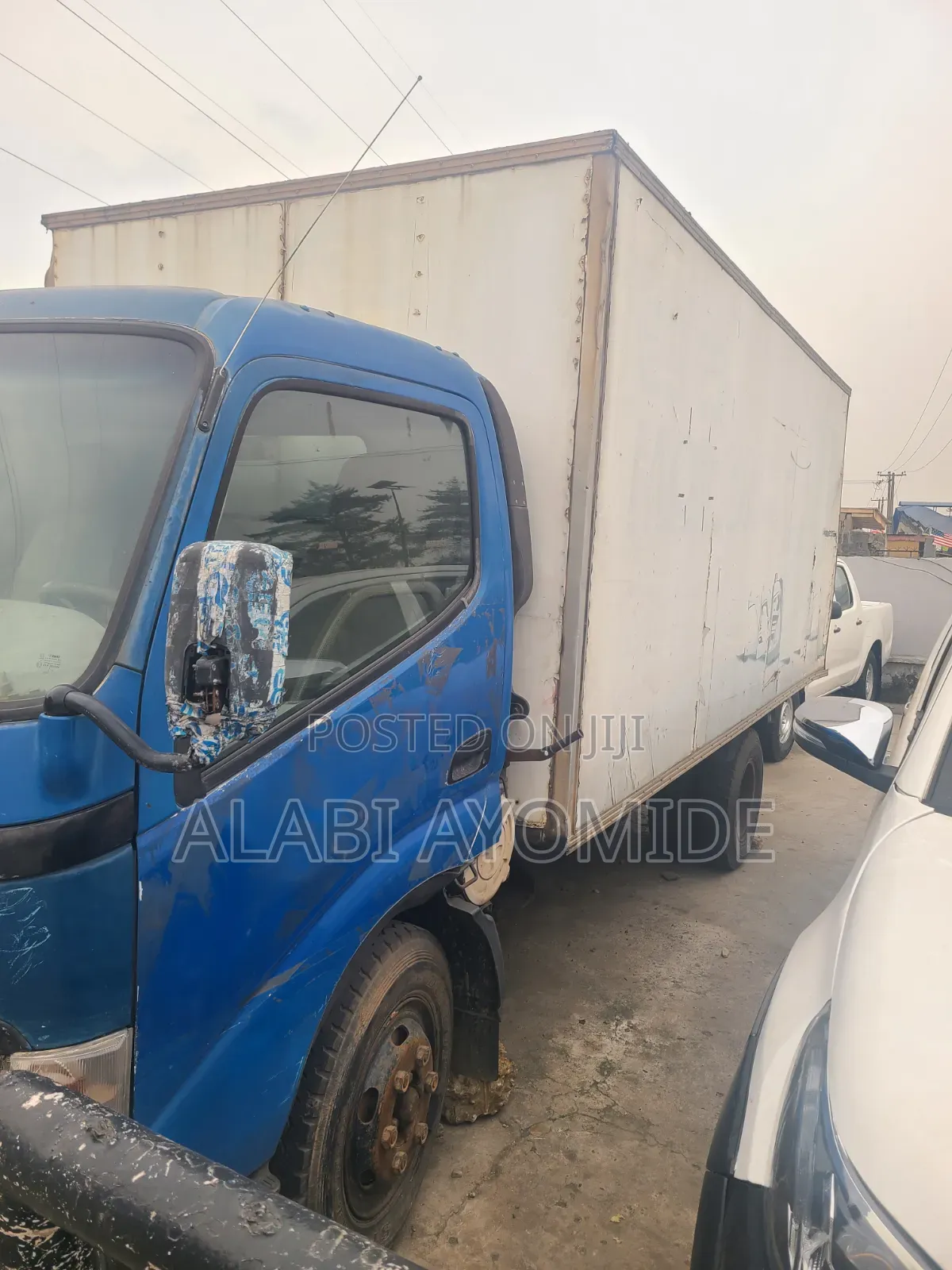 Toyota TownAce 2012 Blue