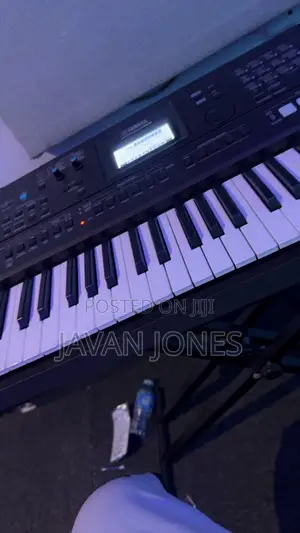 Yamaha PSR-E473 Portable Digital Keyboard – 61 Keys