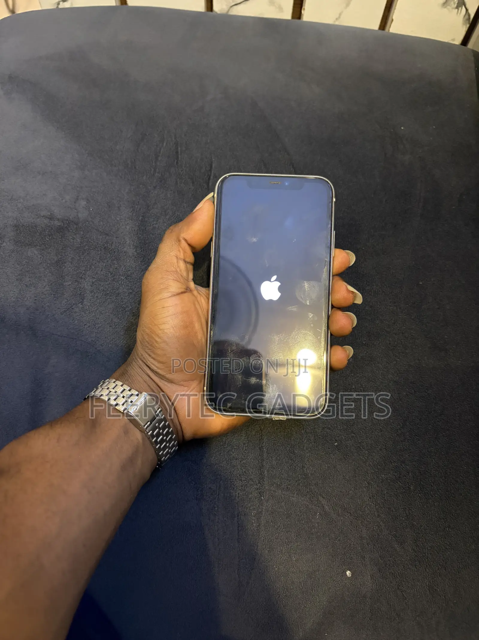 Apple iPhone 11 64 GB White
