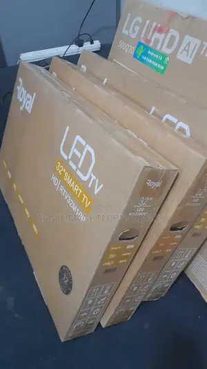 Brand New Royal RTV32M10P 32" Smart HD TV Perfect Condition
