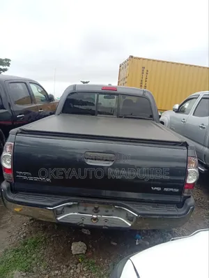 Toyota Tacoma Double Cab V6 Automatic 2010 Gray