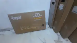 Royal Smart TV 32 Inches HD RTV32M10P Brand New Unit