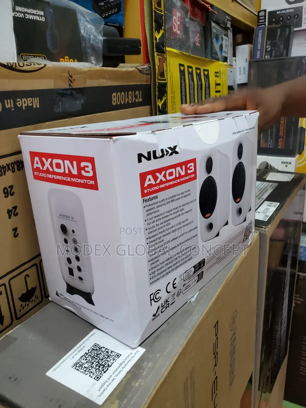 NUX AXON 3 Studio Reference Monitors.