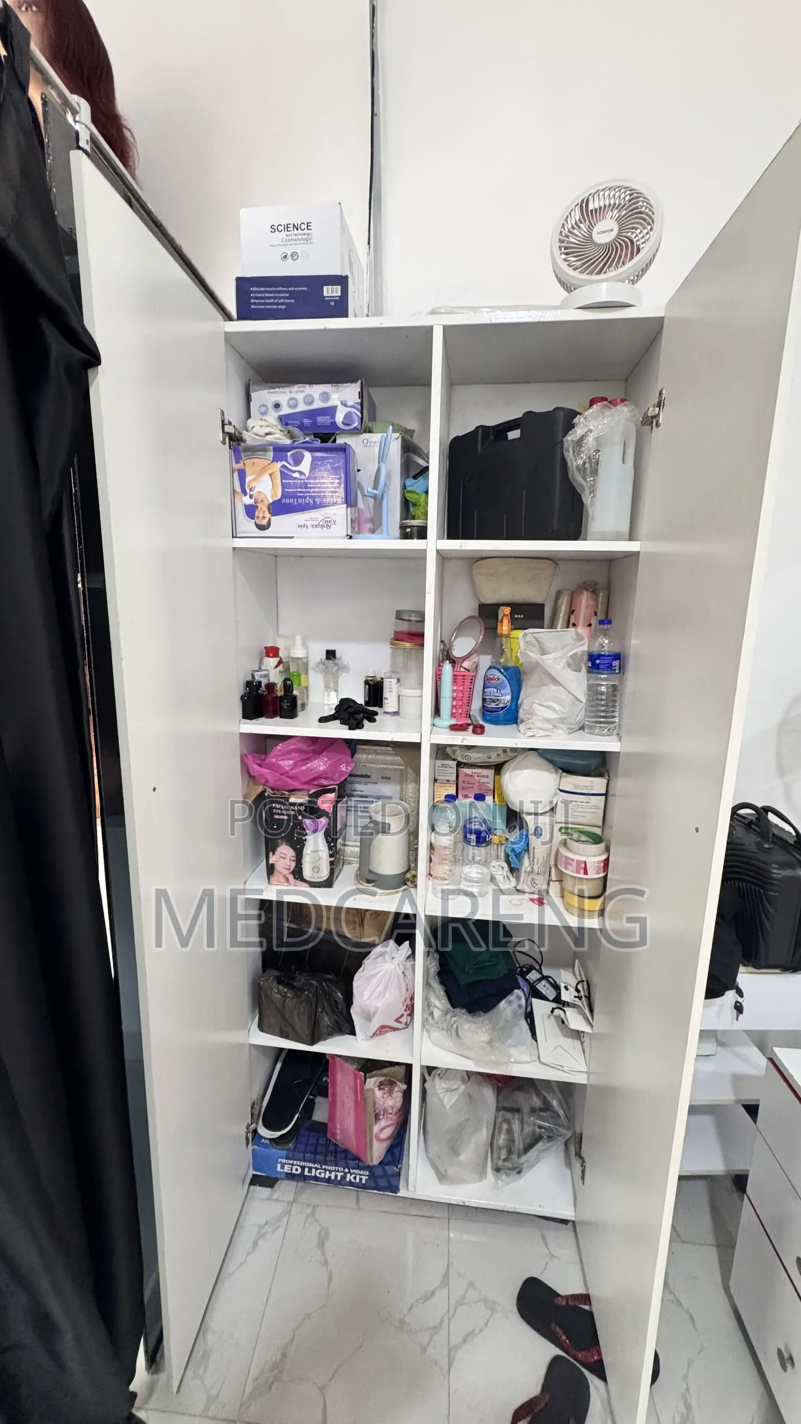 Closed Cabinet Shelf