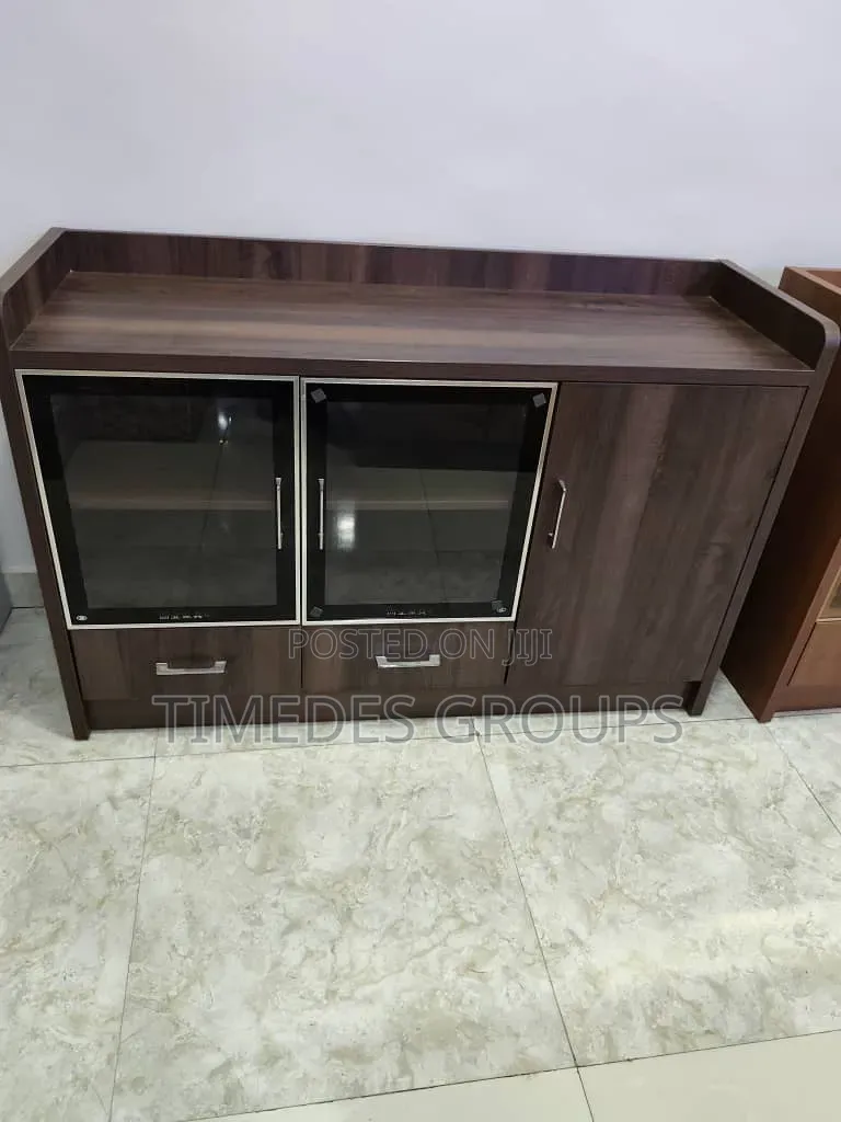 1. 2mm Wooden Bookshelf