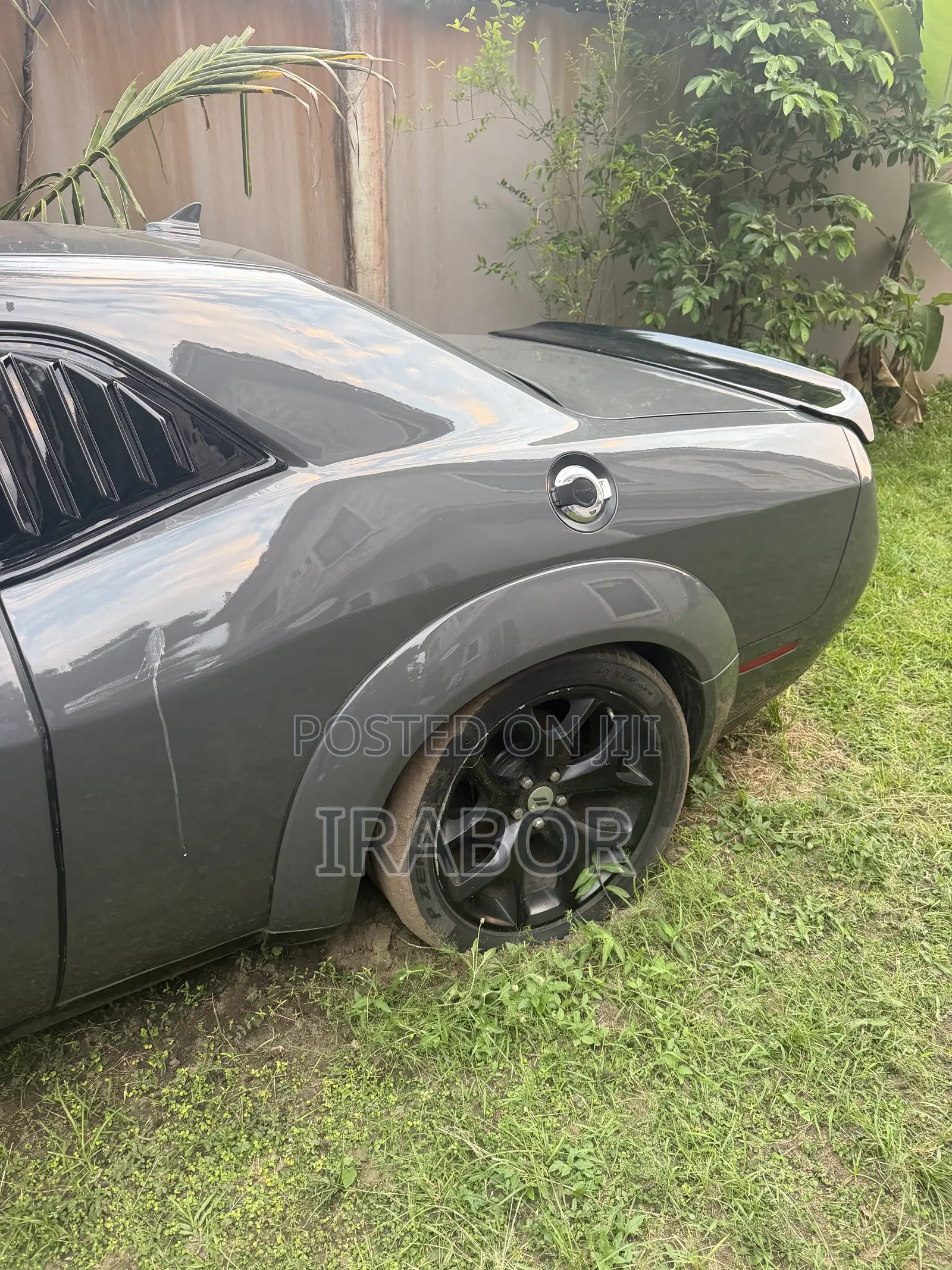 Dodge Challenger SRT Hellcat RWD 2017 Gray