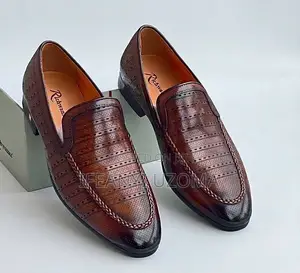 High Standard Quality Men Shoe