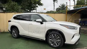 Toyota Highlander Platinum AWD 2020 White
