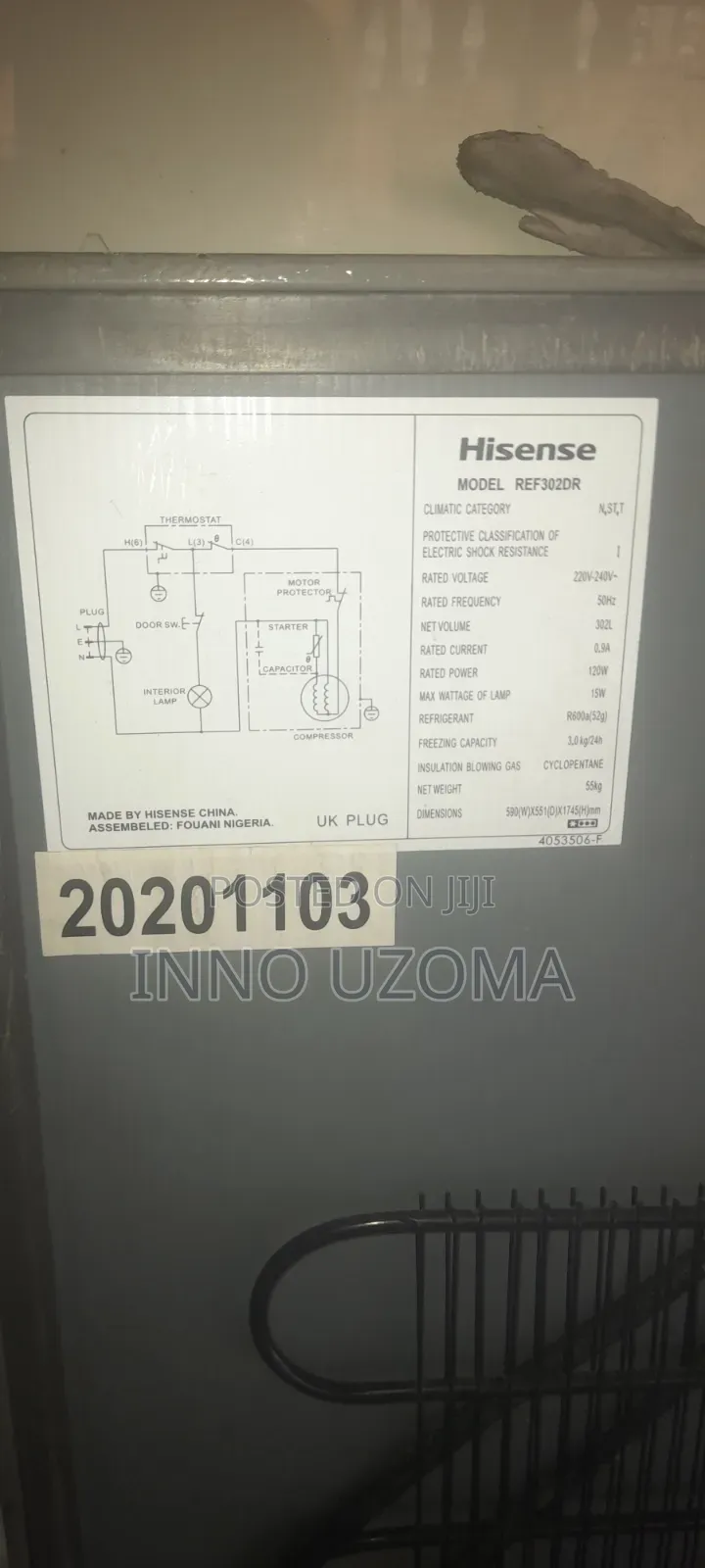 Neat 302L Hisense Standing Fridge