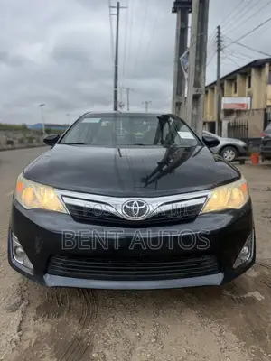 Toyota Camry XLE 4dr Sedan (2.5L 4cyl 6A) 2014 Black