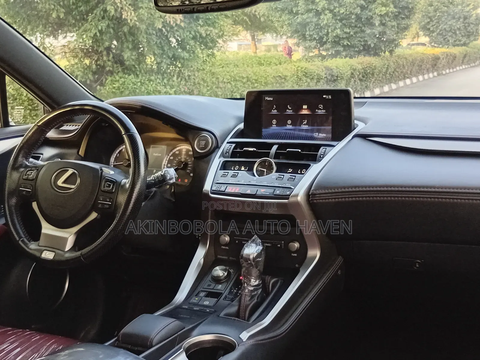 Lexus NX 2020 Gold