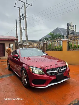 Mercedes-Benz C300 2016 Red