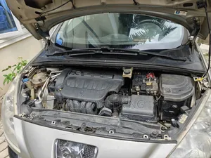 Peugeot 308 1.6 THP 2008 Silver