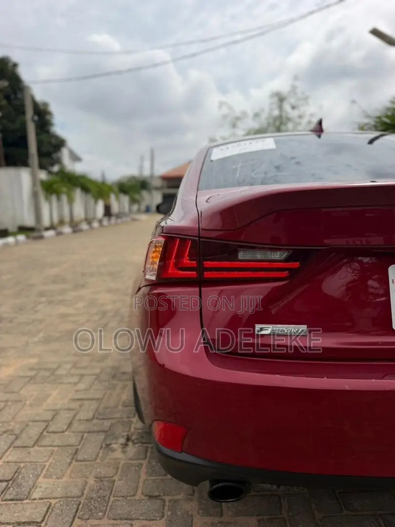 Lexus IS 250 4WD 2015 Red