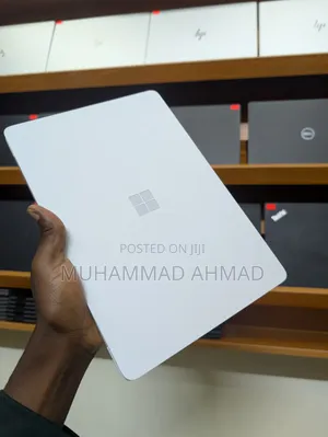 Laptop Microsoft Surface 8GB Intel SSD 128GB