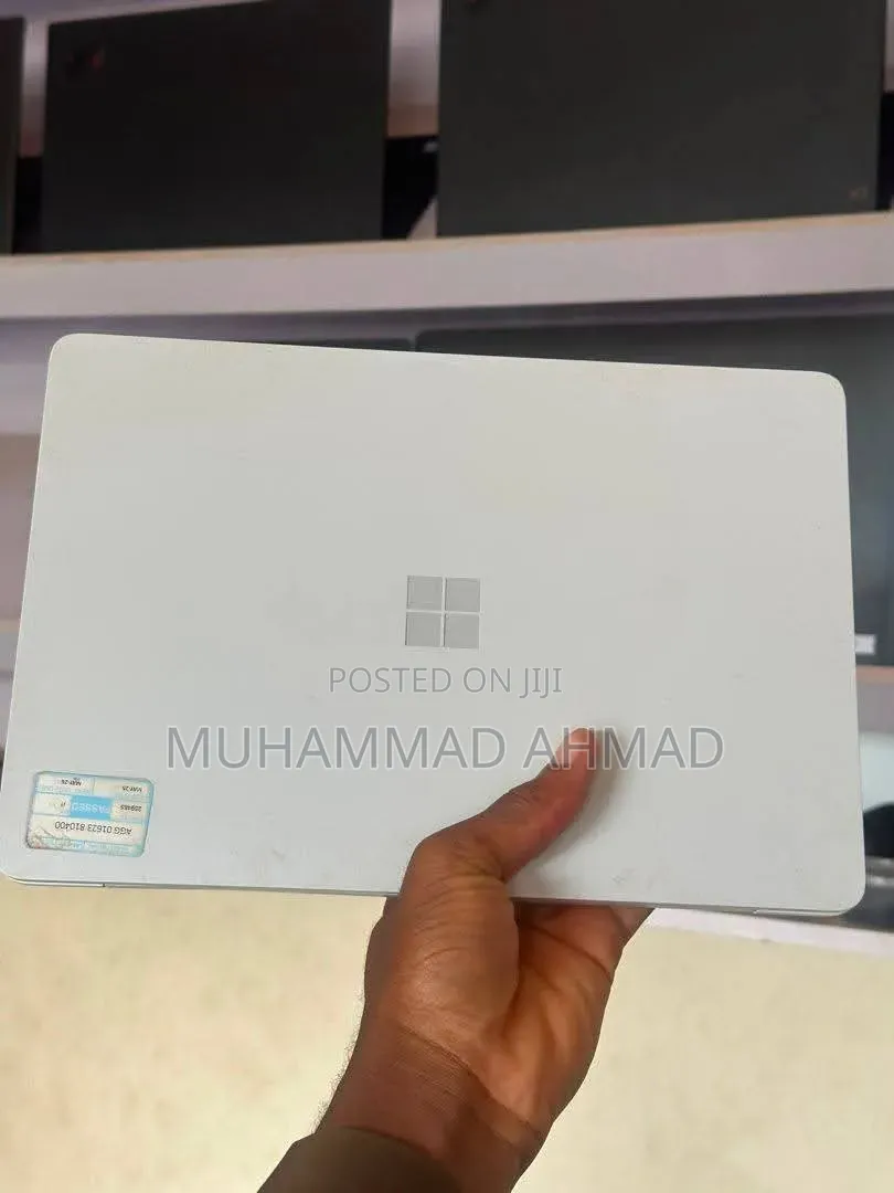 Laptop Microsoft Surface 8GB Intel SSD 128GB