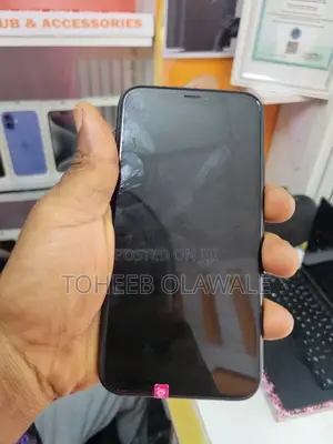 New Apple iPhone XR 64 GB Black