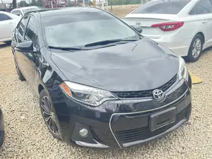 Toyota Corolla LE 4dr Sedan (1.8L 4cyl CVT) 2014 Black