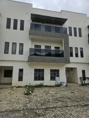5bdrm Townhouse/Terrace in Mabushi District for sale