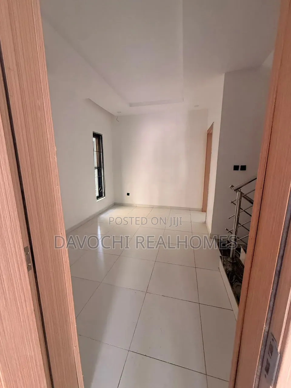 4bdrm Duplex in MacPherson for rent