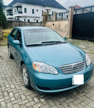 Toyota Corolla 2005 Green