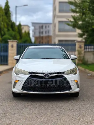 Toyota Camry XSE 4dr Sedan (2.5L 4cyl 6A) 2015 White