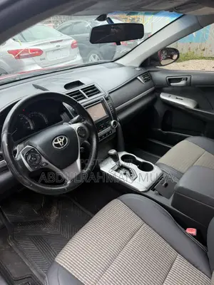 Toyota Camry SE 4dr Sedan (2.5L 4cyl 6A) 2012 Red