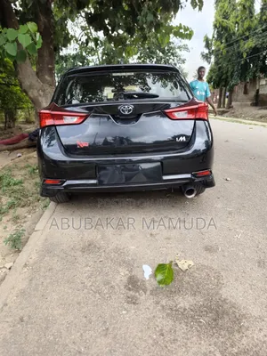 Toyota Corolla 2015 Black